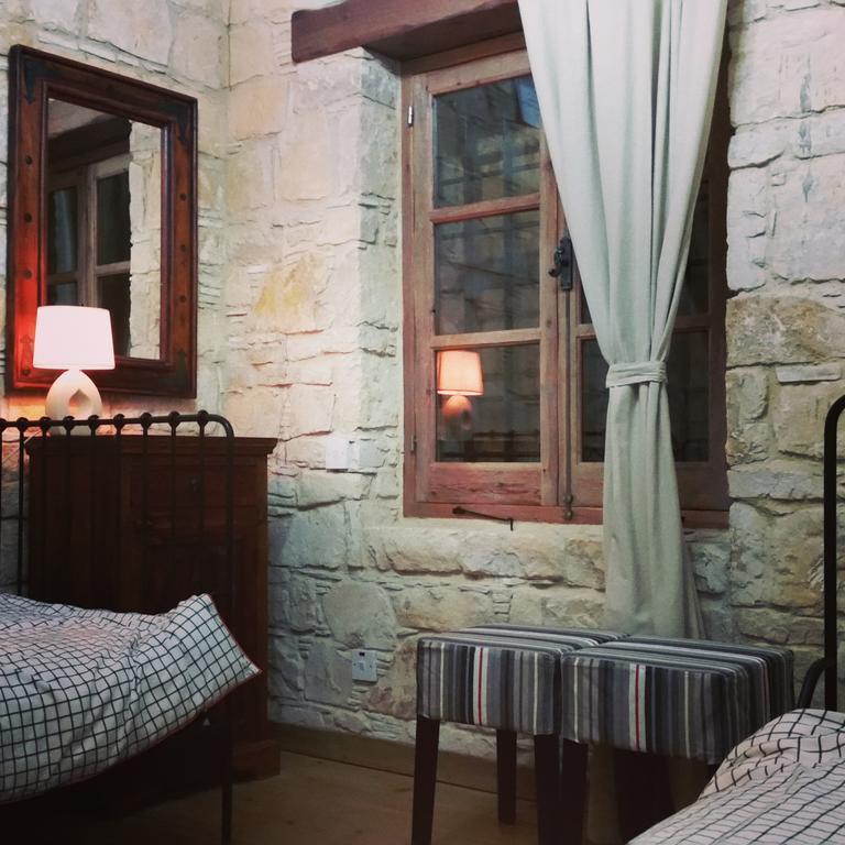 Lofou Traditional Stone House ภายนอก รูปภาพ