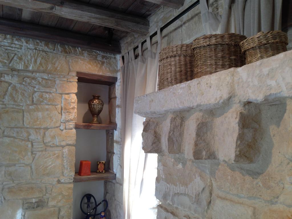Lofou Traditional Stone House ภายนอก รูปภาพ
