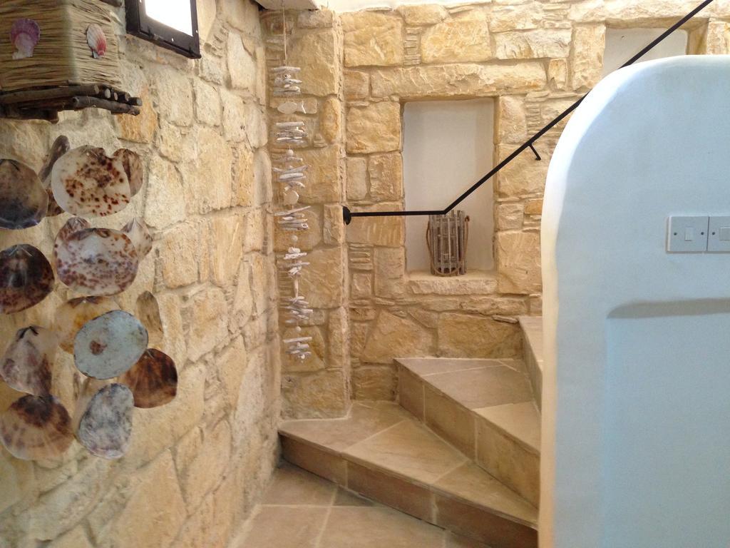 Lofou Traditional Stone House ภายนอก รูปภาพ